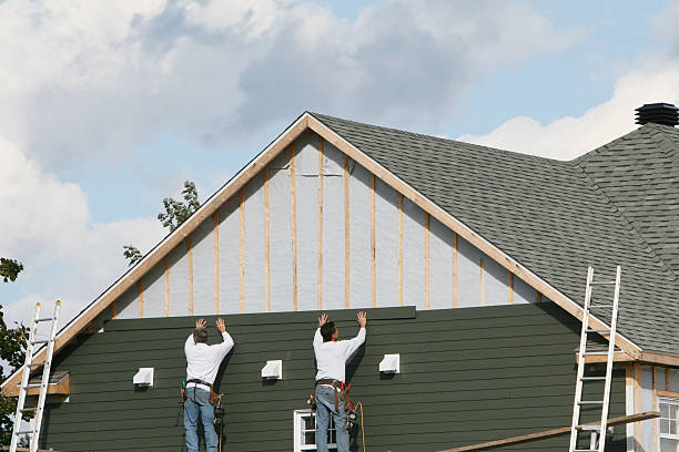 Professional Emergency Siding Repair technician working in Trenton, NJ